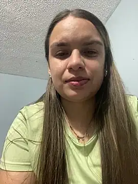 Nathaly00  online show from December 4, 2025, 11:13 pm