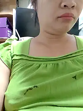  Mira 69  online show from May 17, 2026, 12:52 am