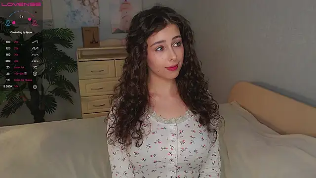 Snapshot of cosmosbaby chatting on October 27, 2025, 4:11 pm cosmosbaby online show from October 27, 2025, 4:11 pm