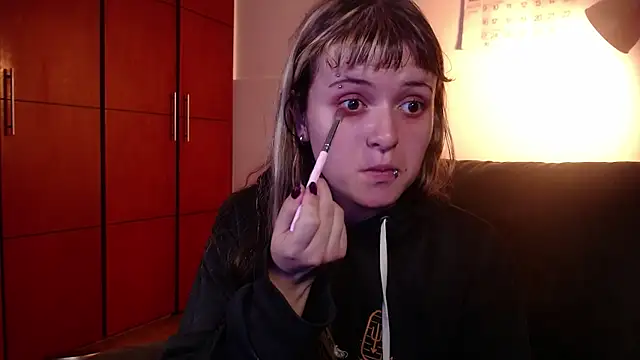 NEXT DOOR GIRL  online show from November 15, 2025, 10:26 pm