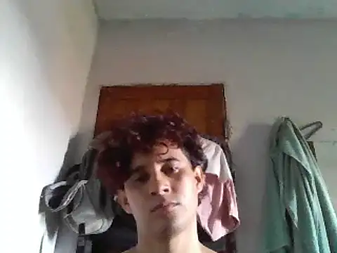 Snapshot of pedrodavid_ chatting on January 25, 2025, 8:21 pm pedrodavid online show from January 25, 2025, 8:21 pm