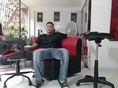 damiam fiery online show from December 13, 2024, 8:26 pm