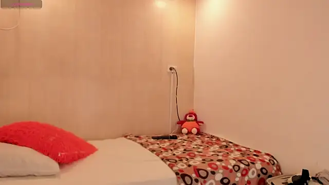 meganrossee69 online show from September 14, 2025, 1:27 am