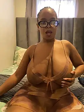 Snapshot of Saggy_areola95 chatting on May 15, 2026, 11:06 am Saggy areola95 online show from May 15, 2026, 11:06 am