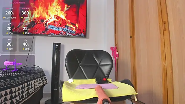 lily evil online show from April 29, 2026, 5:41 pm