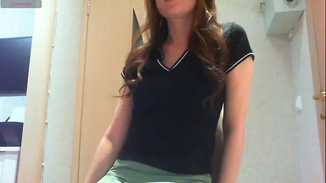 khu yam online show from November 29, 2025, 5:05 pm