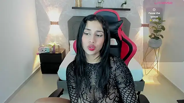 Snapshot of venuz_lee chatting on January 4, 2025, 12:59 pm venuz lee online show from January 4, 2025, 12:59 pm