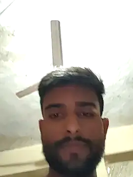 PRIYANHUxh online show from December 3, 2025, 8:56 am