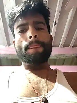 PRIYANHUxh online show from March 26, 2026, 8:47 pm