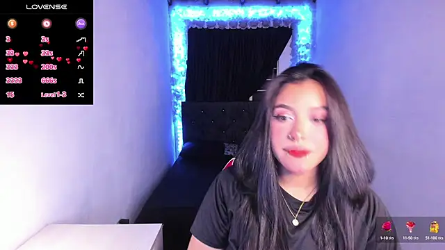 Snapshot of Mariana_Hasper_ chatting on March 5, 2025, 12:49 am Mariana Hasper  online show from March 5, 2025, 12:49 am