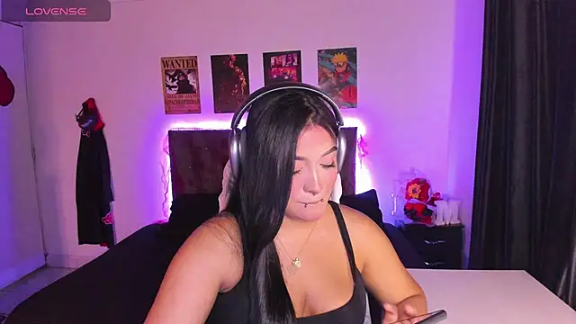 Snapshot of Mariana_Hasper_ chatting on October 4, 2025, 3:48 am Mariana Hasper  online show from October 4, 2025, 3:48 am