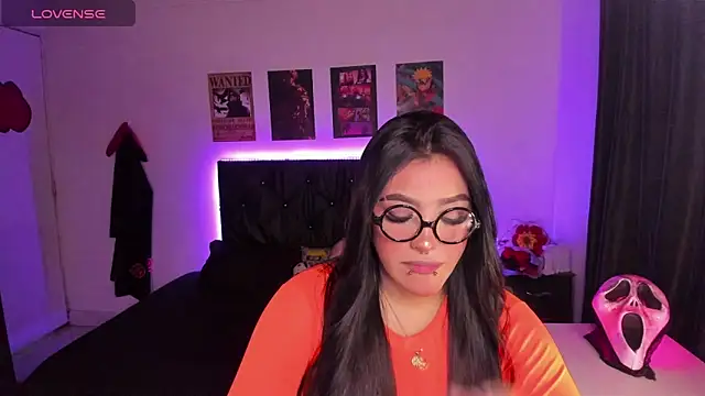 Mariana Hasper  online show from October 31, 2025, 4:02 am