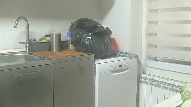 couplemilf2 online show from July 7, 2026, 2:32 pm