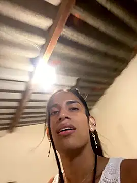 AlexaWarner online show from January 8, 2026, 5:04 pm