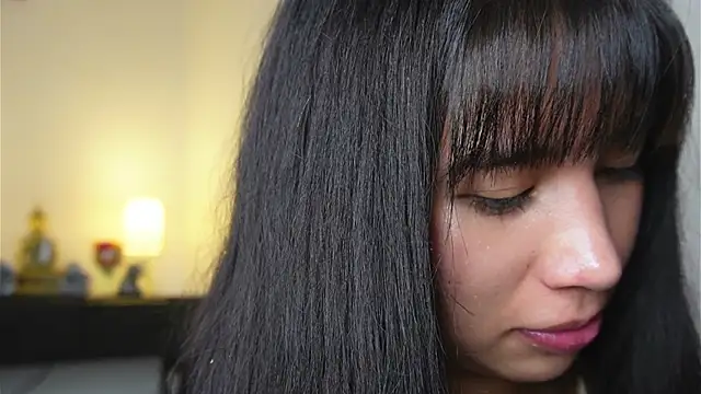 Snapshot of AlessiaVix chatting on December 31, 2024, 9:17 pm AlessiaVix online show from December 31, 2024, 9:17 pm