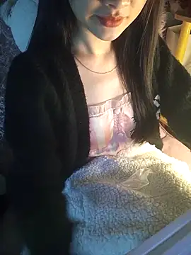 Lovely kute online show from January 14, 2026, 8:47 pm