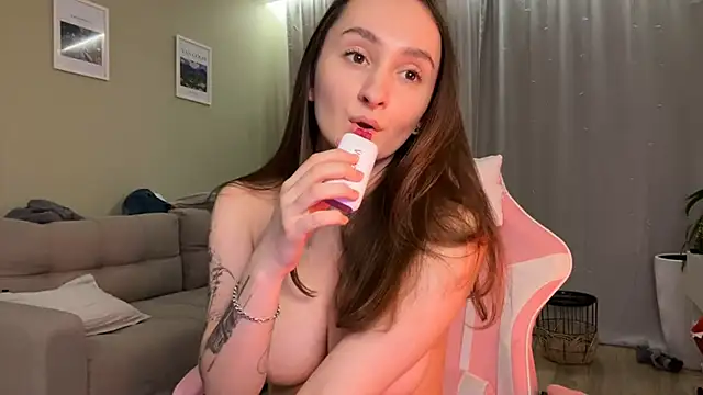 Eva Eva  online show from January 1, 2025, 11:40 pm