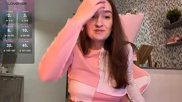 Eva Eva  online show from March 22, 2025, 6:58 pm