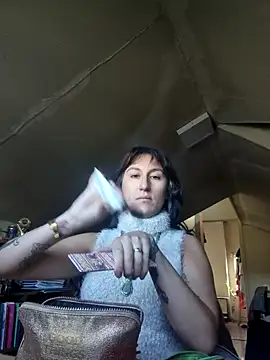 Snapshot of Afrania chatting on September 29, 2025, 12:21 pm Afrania online show from September 29, 2025, 12:21 pm