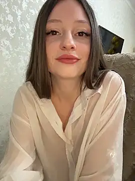 Kimsweet7 online show from March 13, 2026, 6:58 pm