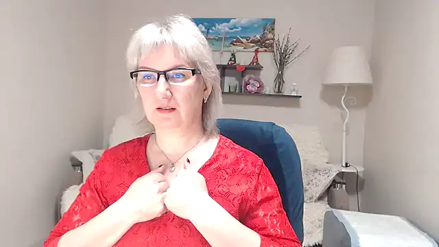 FleurMays online show from April 5, 2026, 5:04 am