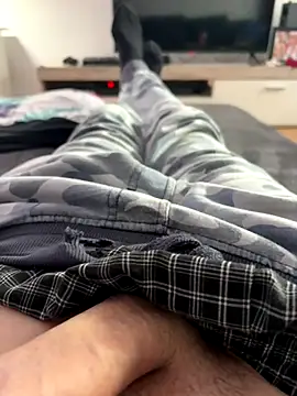 Ben291113 online show from September 15, 2025, 2:17 pm