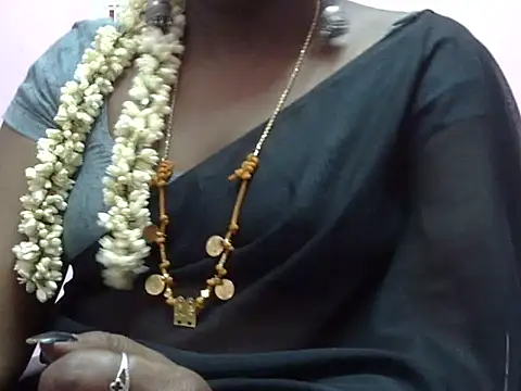 Hot akshara online show from March 28, 2026, 1:54 pm