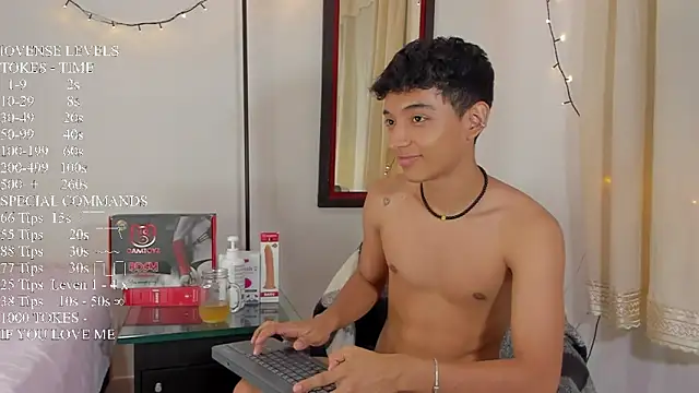 Snapshot of mike_tylor01 chatting on January 16, 2025, 2:09 am mike tylor01 online show from January 16, 2025, 2:09 am