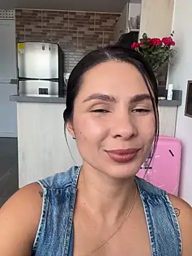 SofiaG  online show from November 10, 2025, 7:57 pm