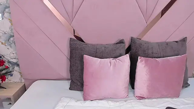 kaylin jann online show from December 18, 2025, 5:30 pm