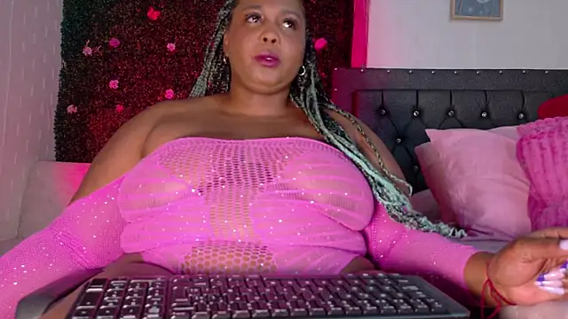 Snapshot of ebony_544 chatting on April 7, 2026, 4:35 am ebony 544 online show from April 7, 2026, 4:35 am