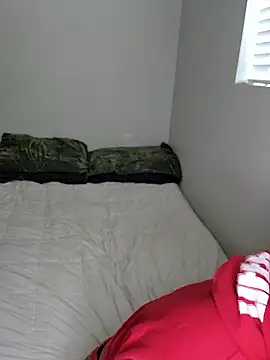 cinnaminnie online show from January 13, 2026, 8:25 pm