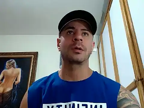 nicolay 74 online show from December 4, 2024, 7:12 pm