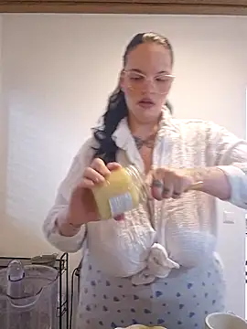 Jujuicy 97 online show from March 31, 2026, 2:39 pm