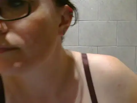 CrimsonMistress online show from February 7, 2025, 6:03 am