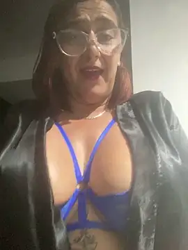 Snapshot of anastasia_and_jordan chatting on October 27, 2025, 9:02 am anastasia and jordan online show from October 27, 2025, 9:02 am