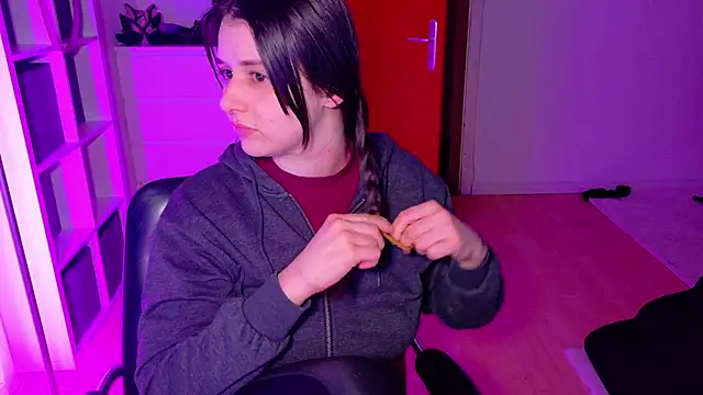 Snapshot of jenna-sxy19 chatting on March 20, 2025, 2:51 am jenna-sxy19 online show from March 20, 2025, 2:51 am