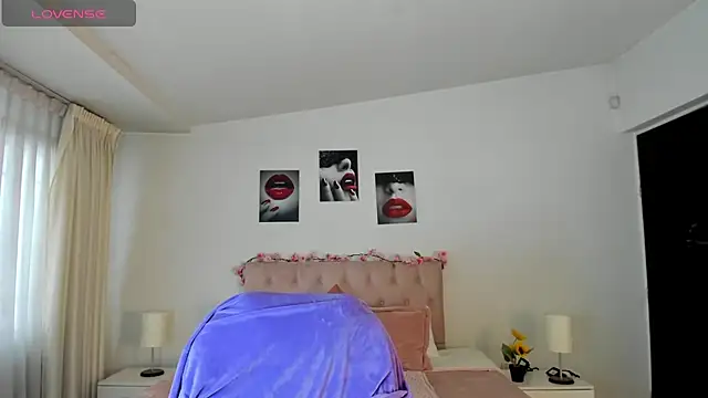  Charlotte evans 1 online show from January 12, 2025, 8:36 pm