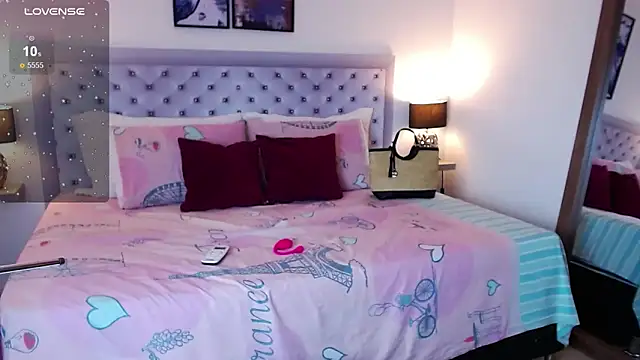 sarascottt online show from January 31, 2026, 8:29 pm