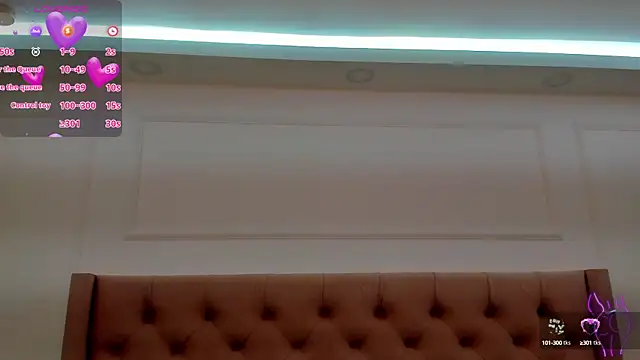 mia schwarz online show from September 8, 2025, 9:58 pm