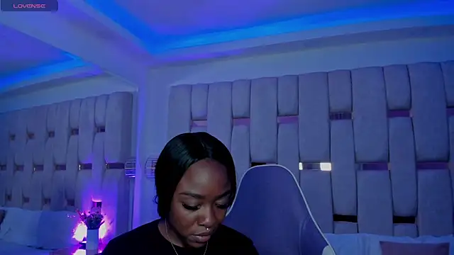 mia schwarz online show from March 13, 2026, 9:43 pm