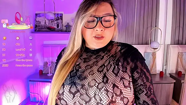 Kharla Marin online show from March 28, 2026, 10:42 pm