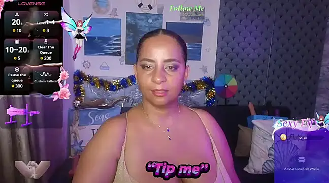 Snapshot of CleopatraYourRoyalAffair chatting on January 17, 2025, 7:16 pm CleopatraYourRoyalAffair online show from January 17, 2025, 7:16 pm