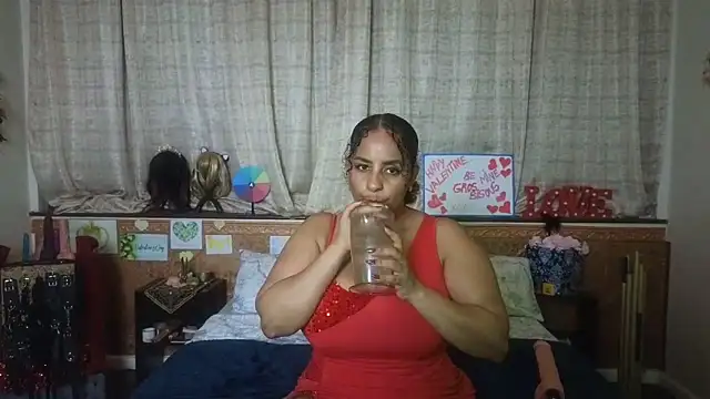 Snapshot of CleopatraYourRoyalAffair chatting on February 19, 2025, 8:10 pm CleopatraYourRoyalAffair online show from February 19, 2025, 8:10 pm