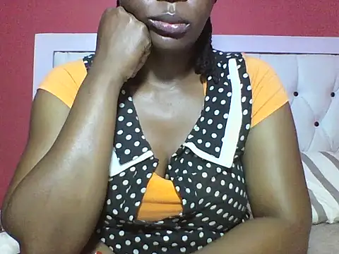 Sweet-piie online show from December 15, 2025, 8:13 pm