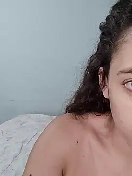 Snapshot of Sweet-diamondxxx chatting on December 15, 2024, 7:21 pm Sweet-diamondxxx online show from December 15, 2024, 7:21 pm