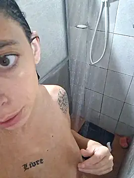 Snapshot of Sweet-diamondxxx chatting on October 25, 2025, 9:53 pm Sweet-diamondxxx online show from October 25, 2025, 9:53 pm