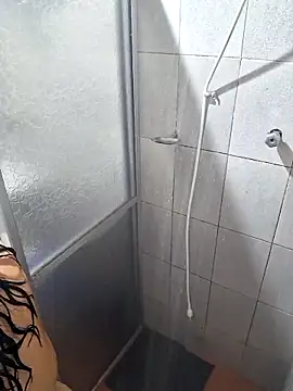 Sweet-diamondxxx online show from November 14, 2025, 1:32 pm