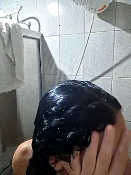 Sweet-diamondxxx online show from December 5, 2025, 5:42 pm