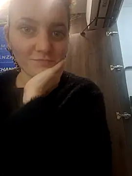 LinaPonti online show from October 22, 2025, 12:16 pm